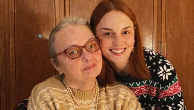 Nilperi Şahinkaya: Annemden bahsetmek çok iyi geliyor