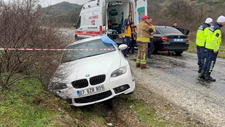 Otomobilinde, göğsünden tabancayla vurulmuş cesedi bulundu