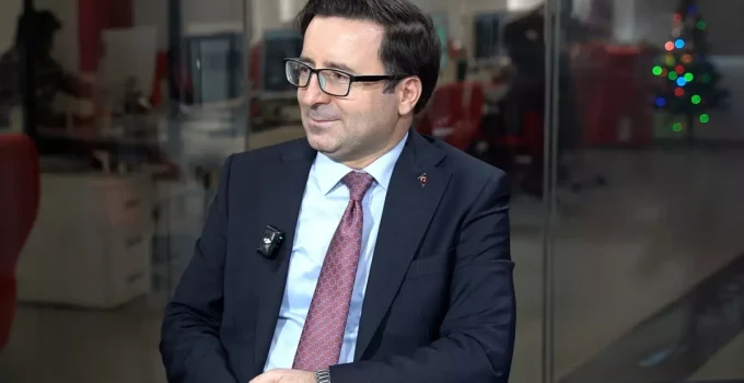 Profesör Doktor Mehmet Özkan: Maduro tek bir şartla özgürlüğüne kavuşabiir