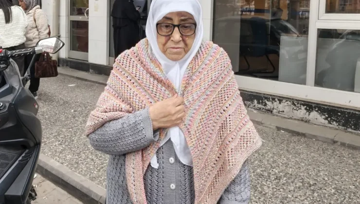 "Düzgün konuşamıyorsun" deyip Zeynep Teyze’ye emekli maaşını vermediler