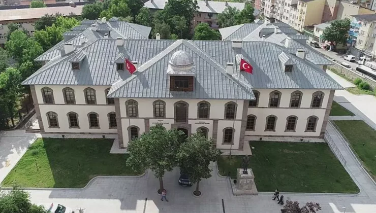 Tarihi kongre binası kapatıldı! Deprem olursa 6 saniyede göçebilir