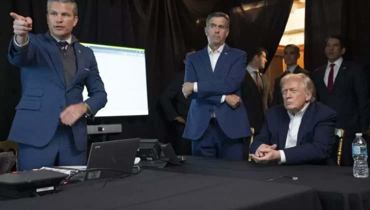 Trump, Maduro’yu kaçırma operasyonunu izlediği anların fotoğrafını paylaştı