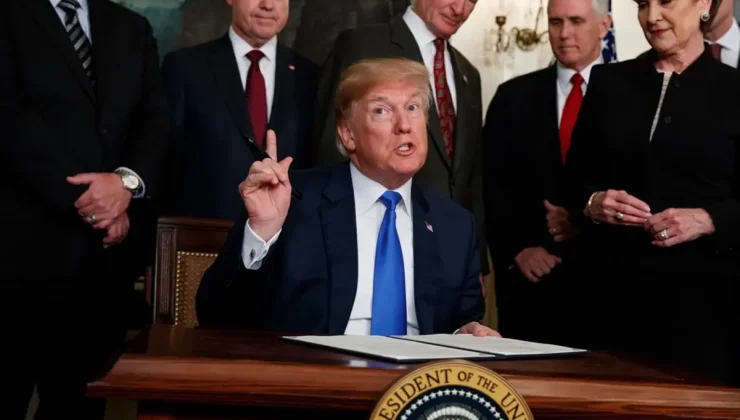 Trump’tan tehdit gibi sözler: Kimsenin bilmediği silahlarımız var