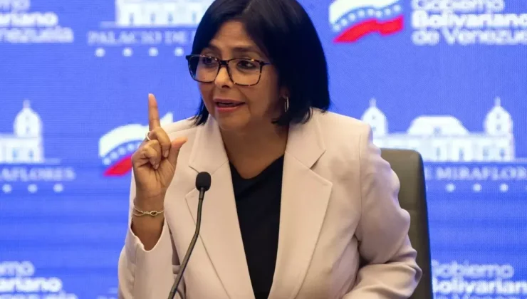 Venezuela’nın geçici yeni başkanı Rodriguez göreve başladı