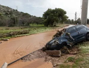 Yunanistan’da sel: 2 ölü